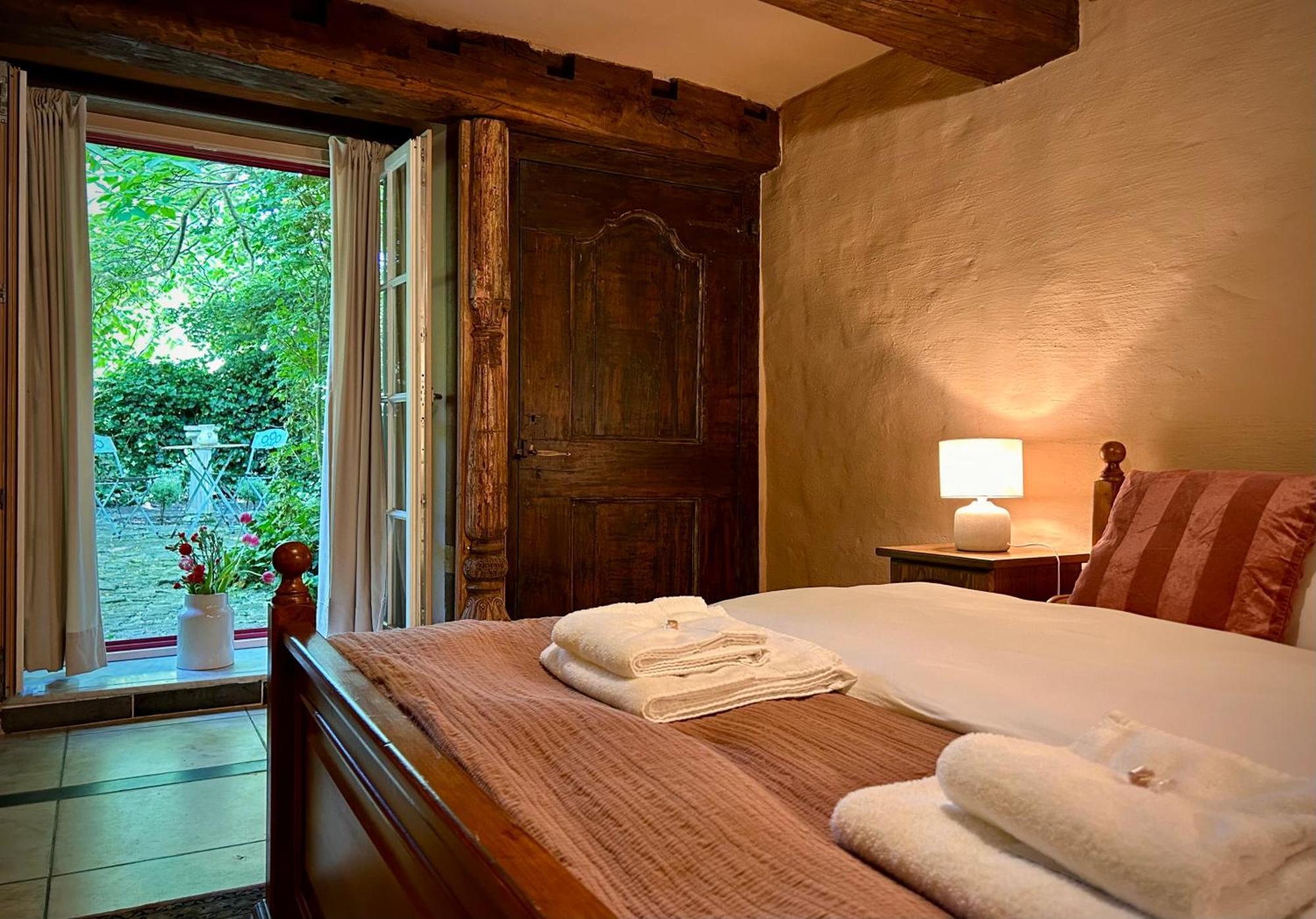 B&B Pronkenburg 브뤼헤 외부 사진